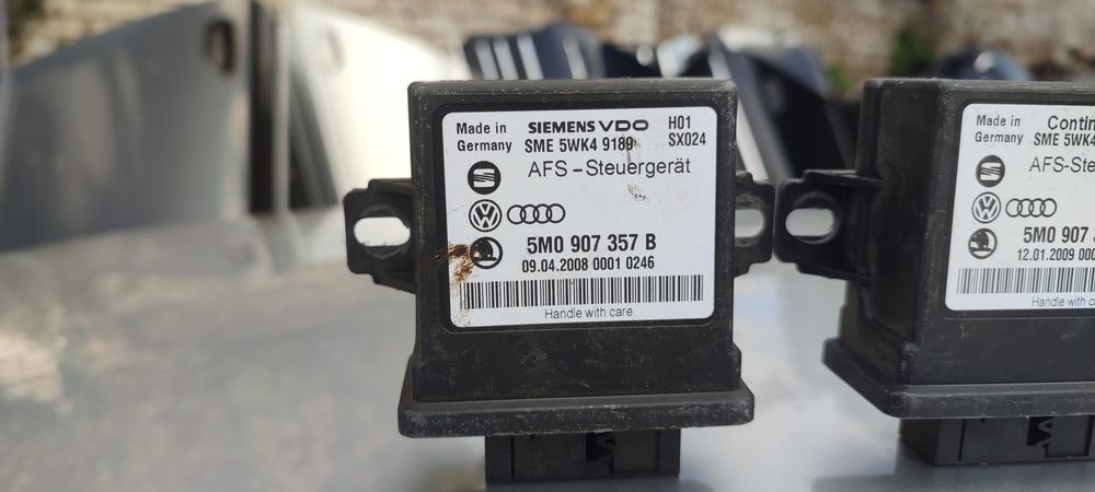 Модуль керування адаптивного освітлення 5m0907357b c Пасат Б6 блок ебк