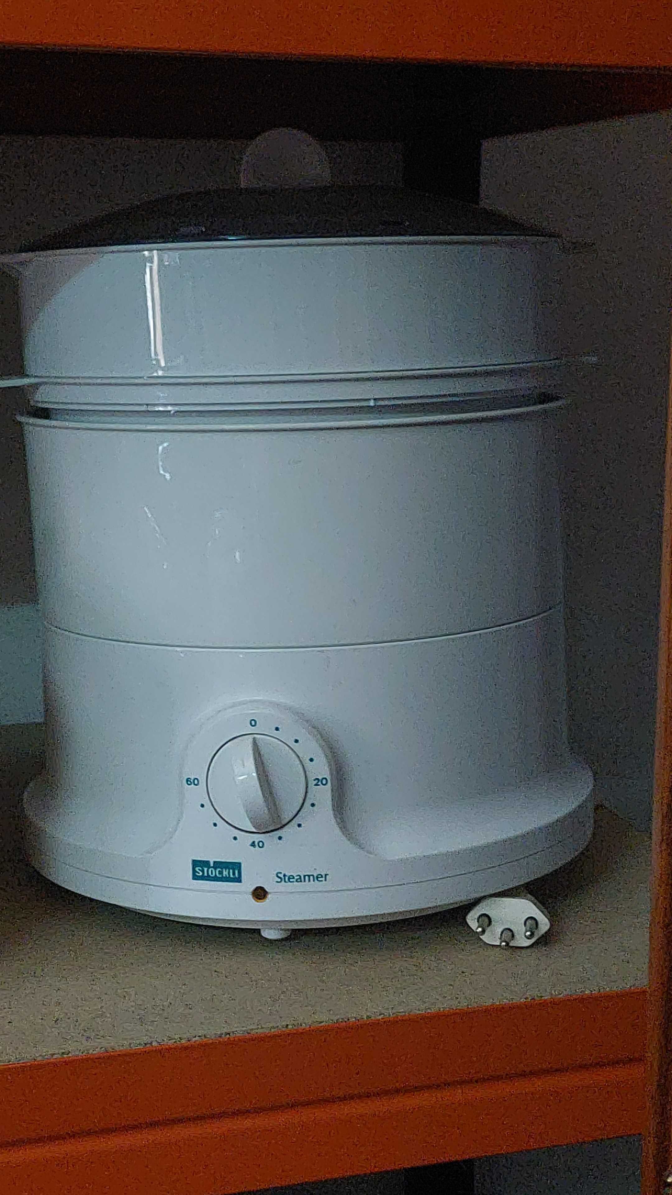 MAQUINA DE CAFÉ E PEQUENOS ELECT.