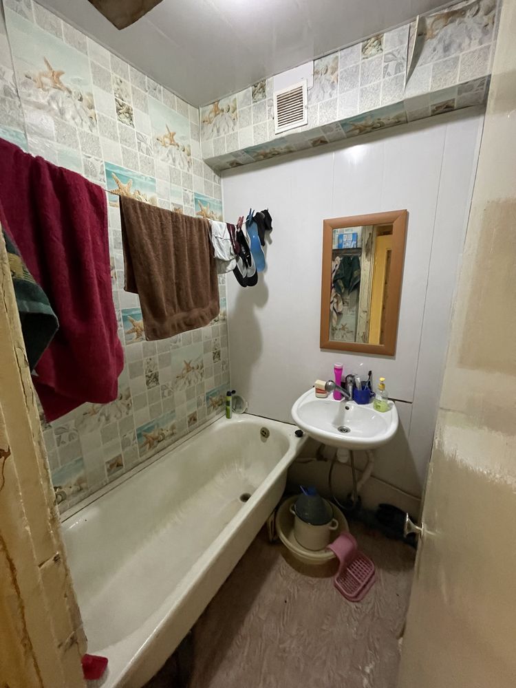 Продам 3-х комн Революционная 34. Соцгород. Брежневка, не угловая