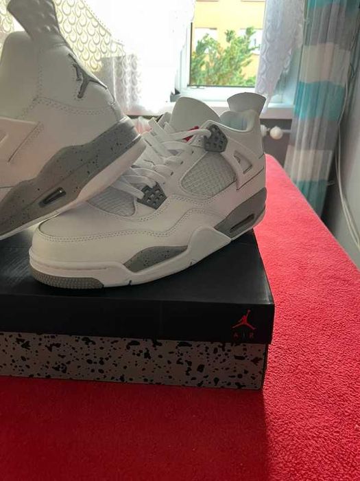 Buty meskie Mokasyny Jordan_4_Retro_Tech_White_Oreo R.37.5