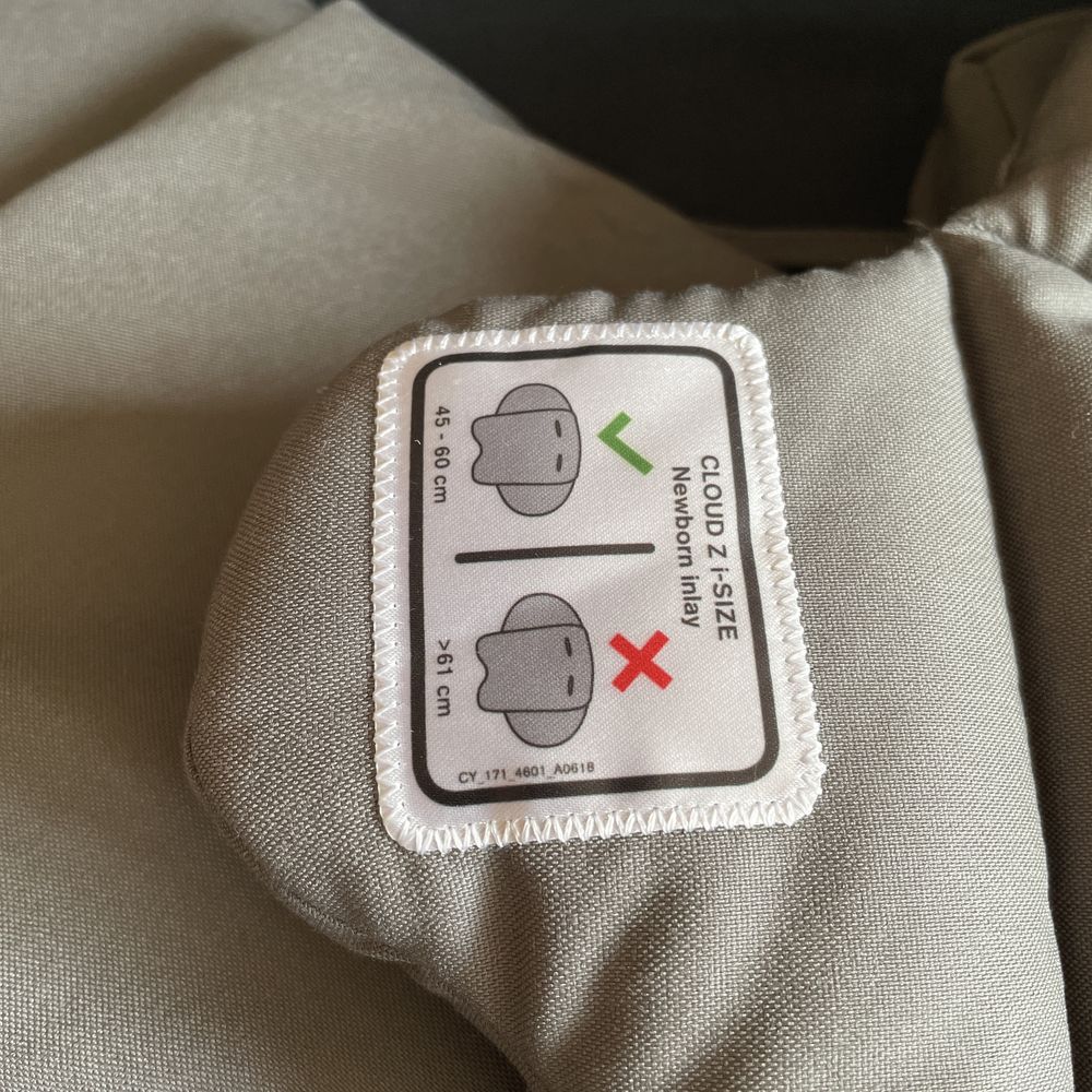 Fotelik samochodowy CYBEX Cloud Z i-Size Soho Grey rozkładany budka