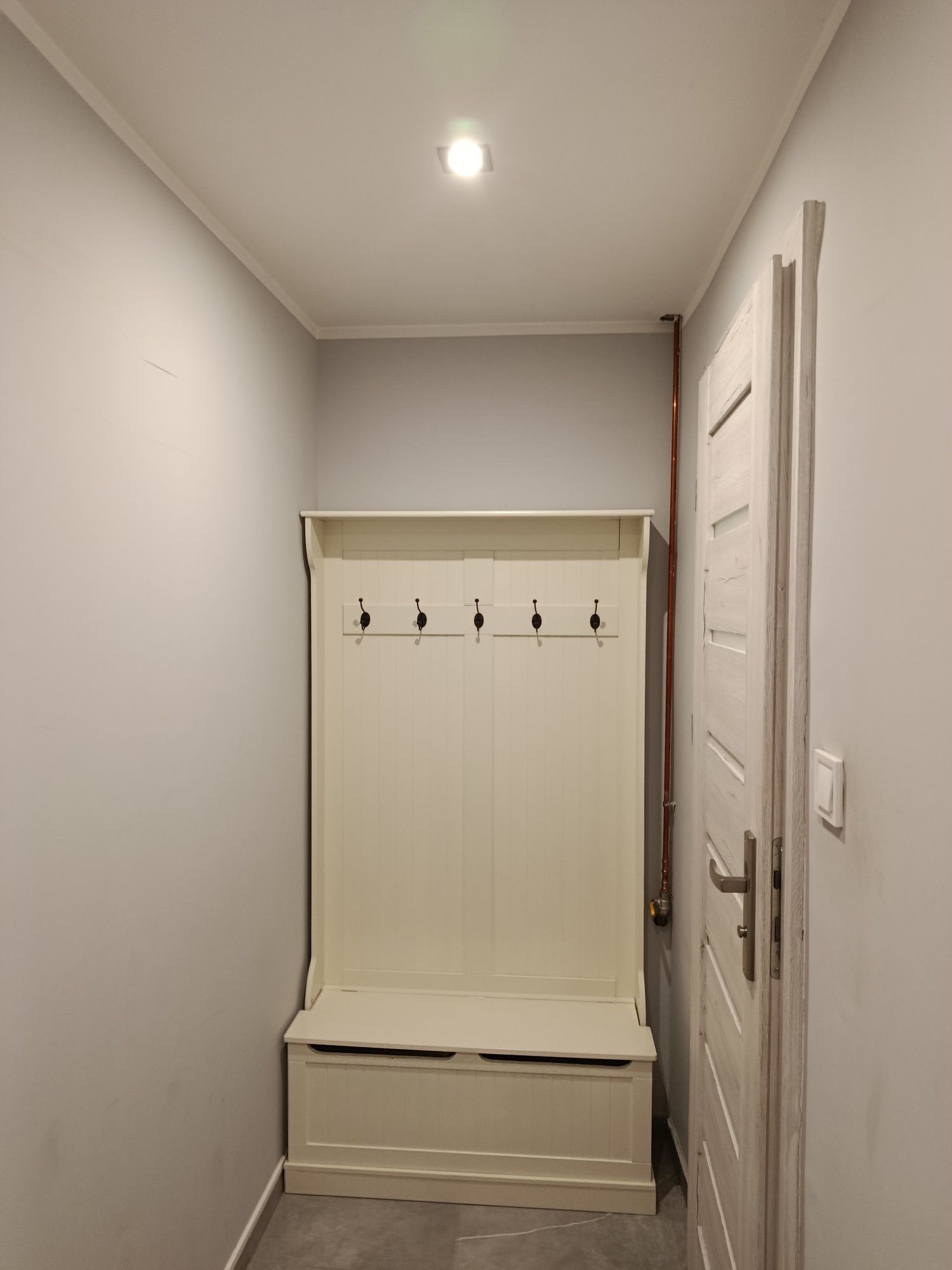 Kawalerka 28,5 m² na wynajem – Zabrze Zaborze, ul. Leszczynowa 14