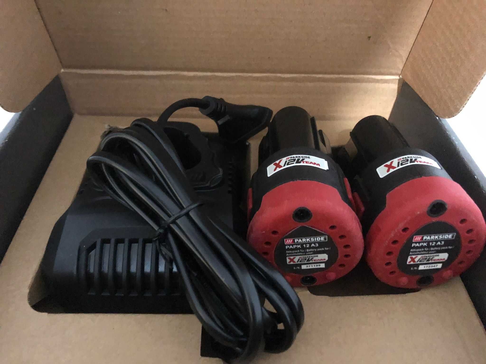 Baterias PARKSIDE 12v, 2ah com carregador