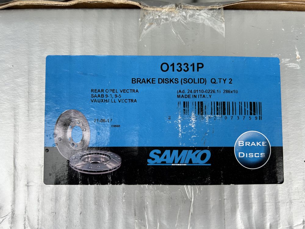 Tarcze hamulcowe tył Samko plus klocki Brembo do Saab 9-3