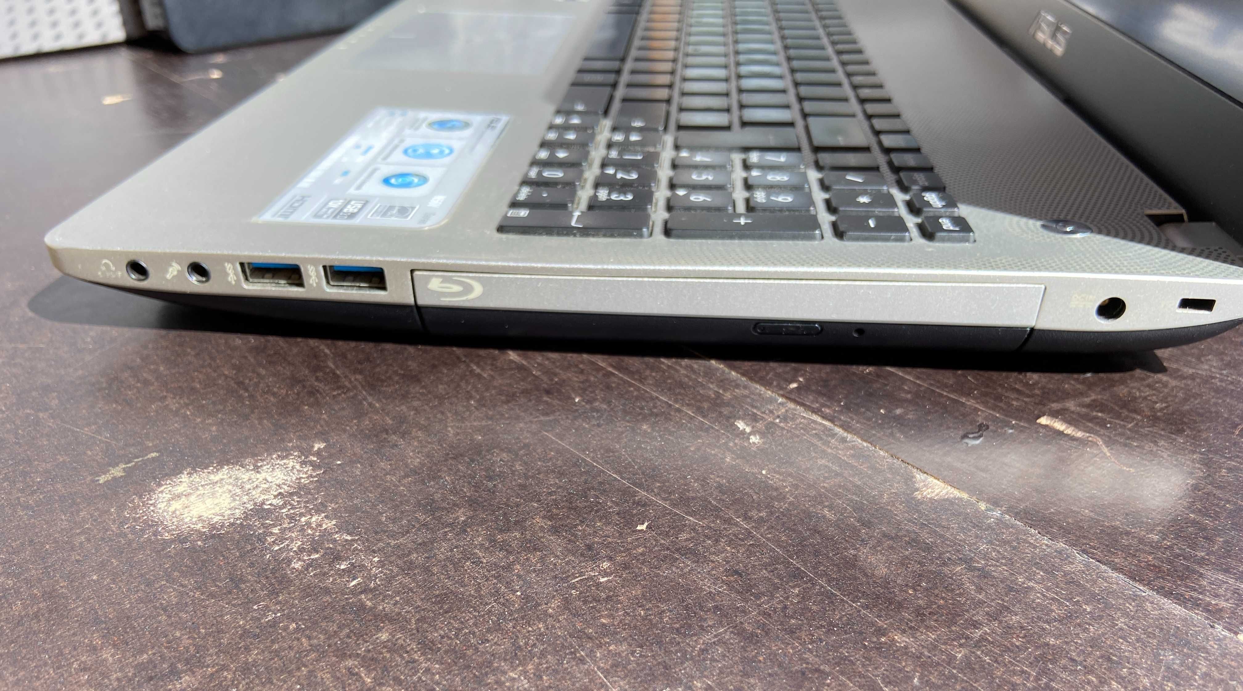 Computador portátil ASUS N56VZ