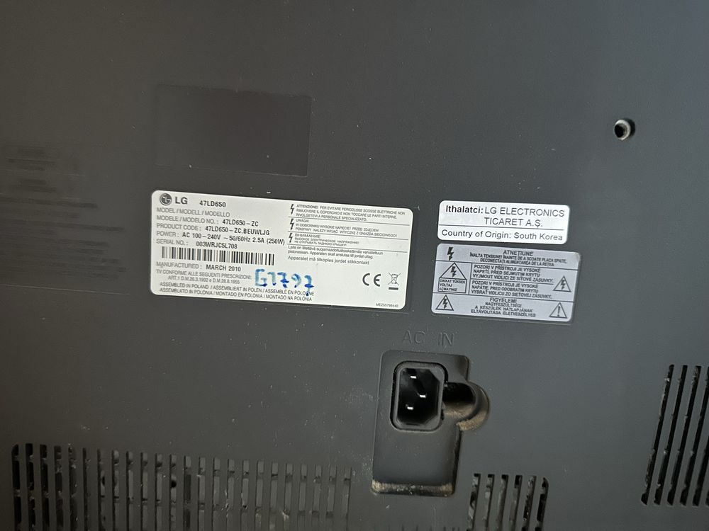 LG 47" Full HD LCD TV * Oportunidade