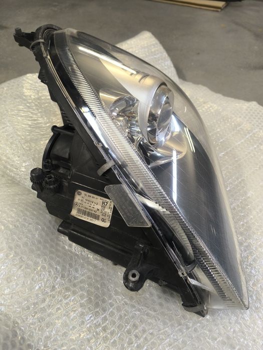 Lampa Lewa Slk R171 AMG z czarnym środkiem