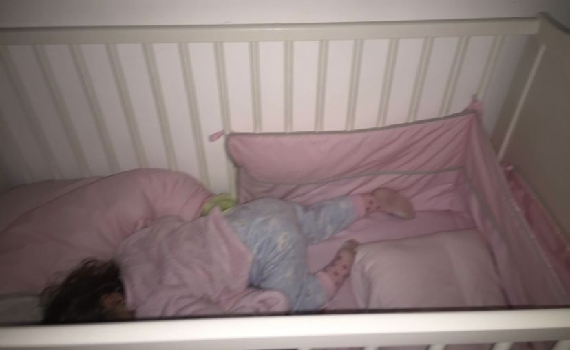 Cama de grades como nova