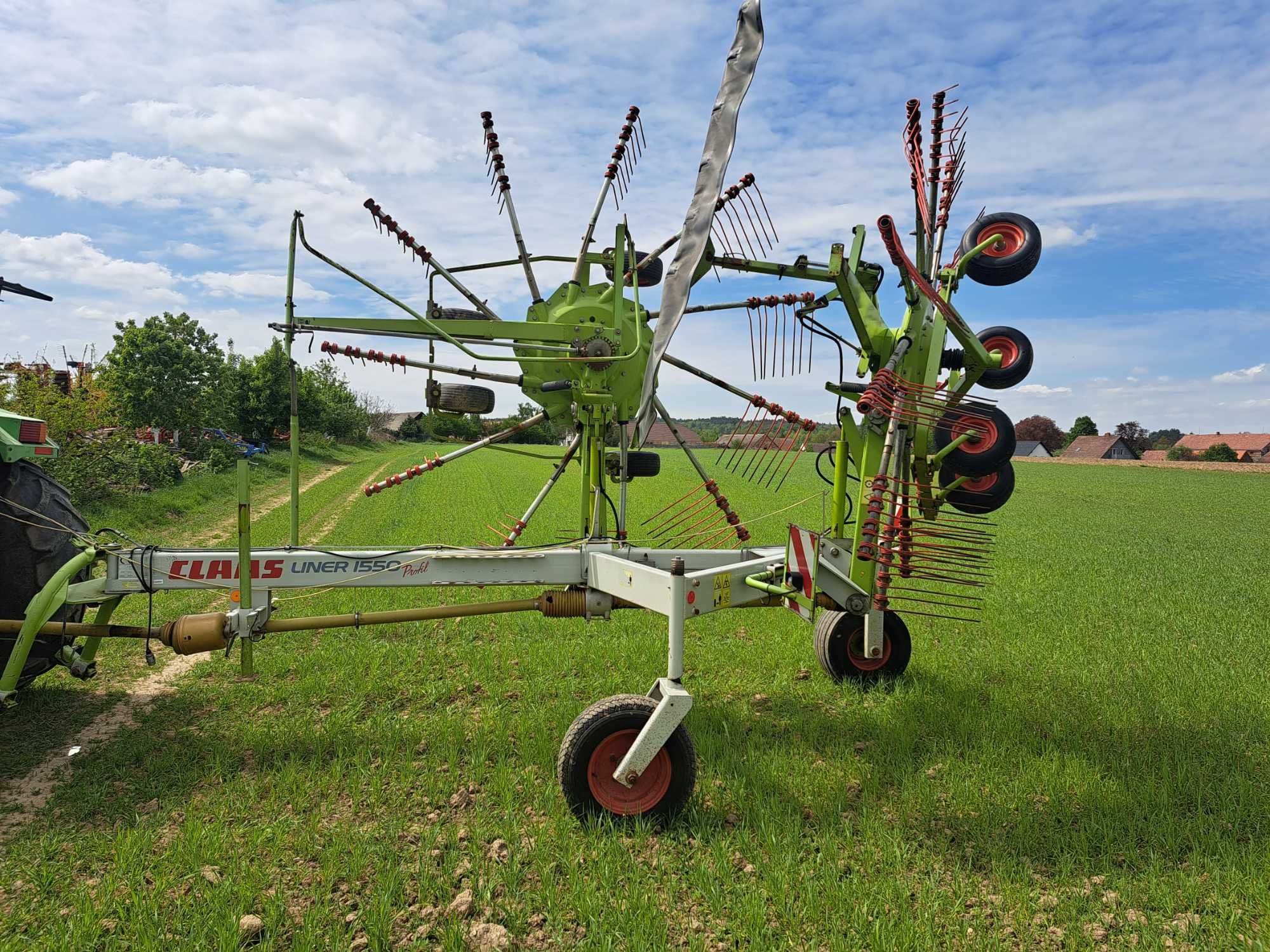 Zgrabiarka Claas Liner 1550 Profil