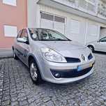 Renault Clio em excelente estado