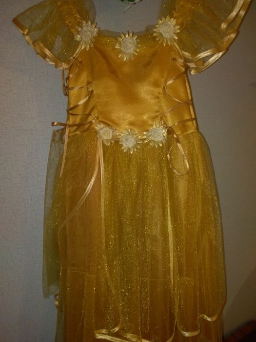 Золотое, золотистые платье