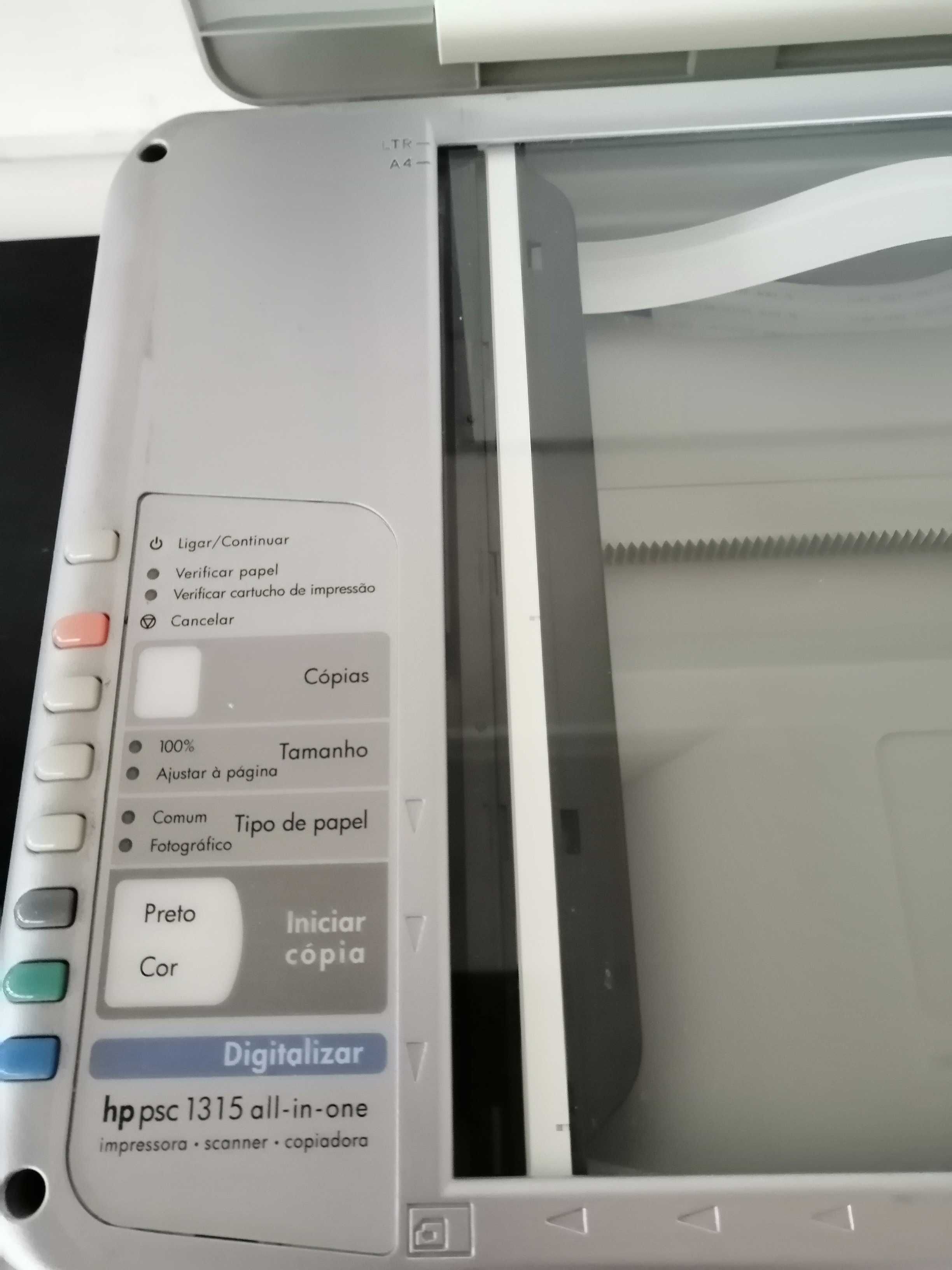 Monitor computador e impressora