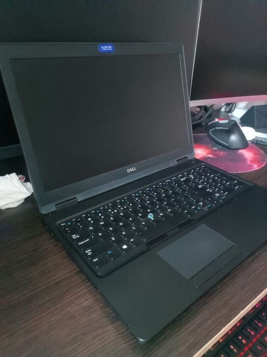 Dell latitude 5590 core i5-8350U 8гб