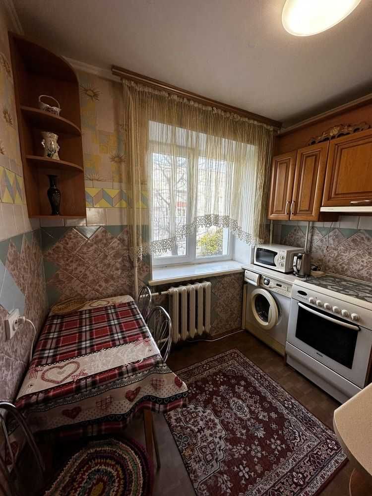 Продаж 3к квартири 62.6 кв. м на вул. Козацька Дубове