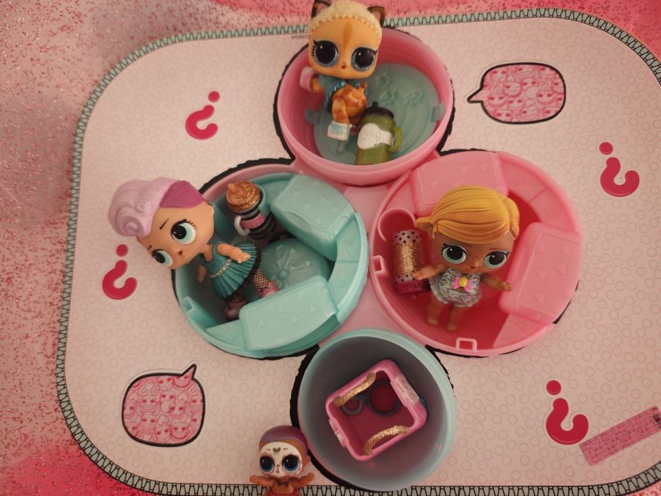 Caixa 4 LOL com acessórios