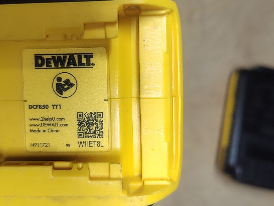 Zakretarka udarowa DeWalt DCF 850