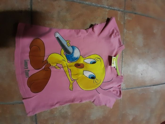 Roupa criança variada