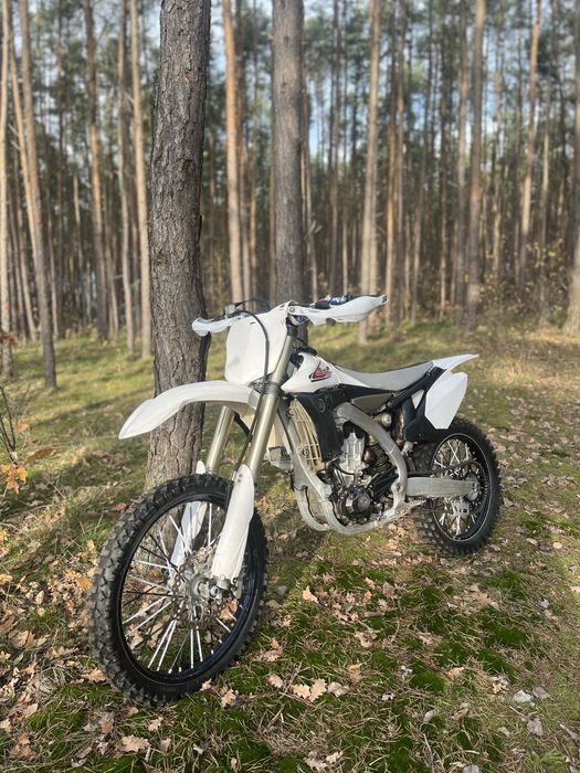 Yamaha YZF 450 – Dobry stan, gotowa do jazdy, okazja