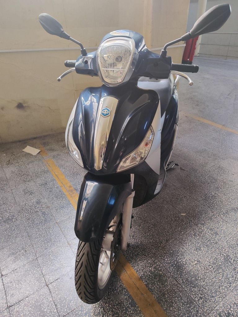 Scooter Piaggio Medley ABS 125