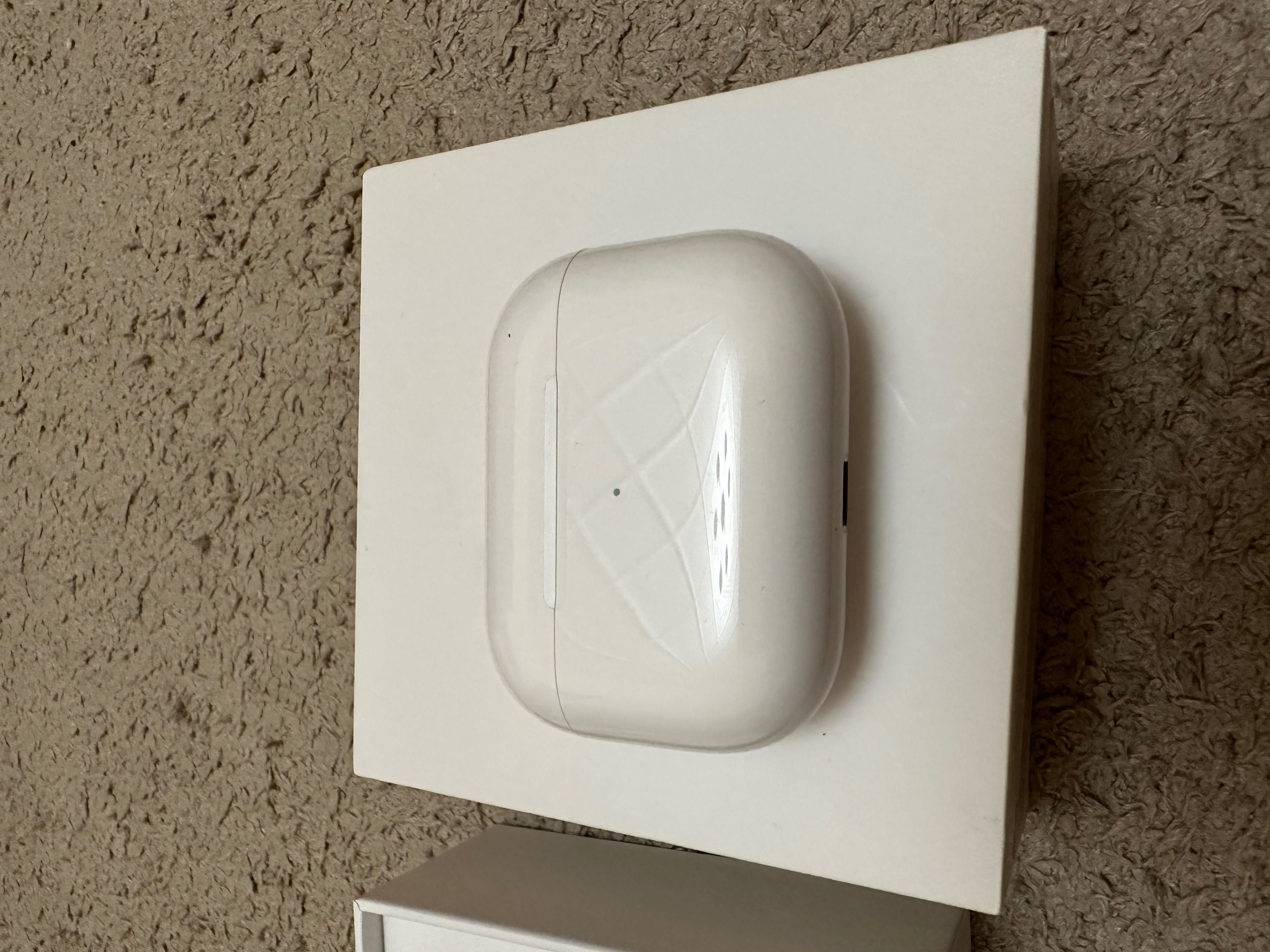 Apple Airpods pro оригінал