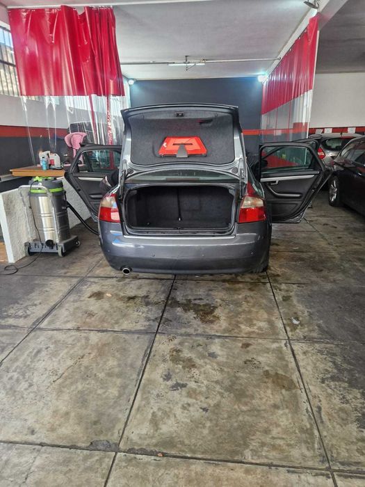 Audi A4 1.6 Gasolina