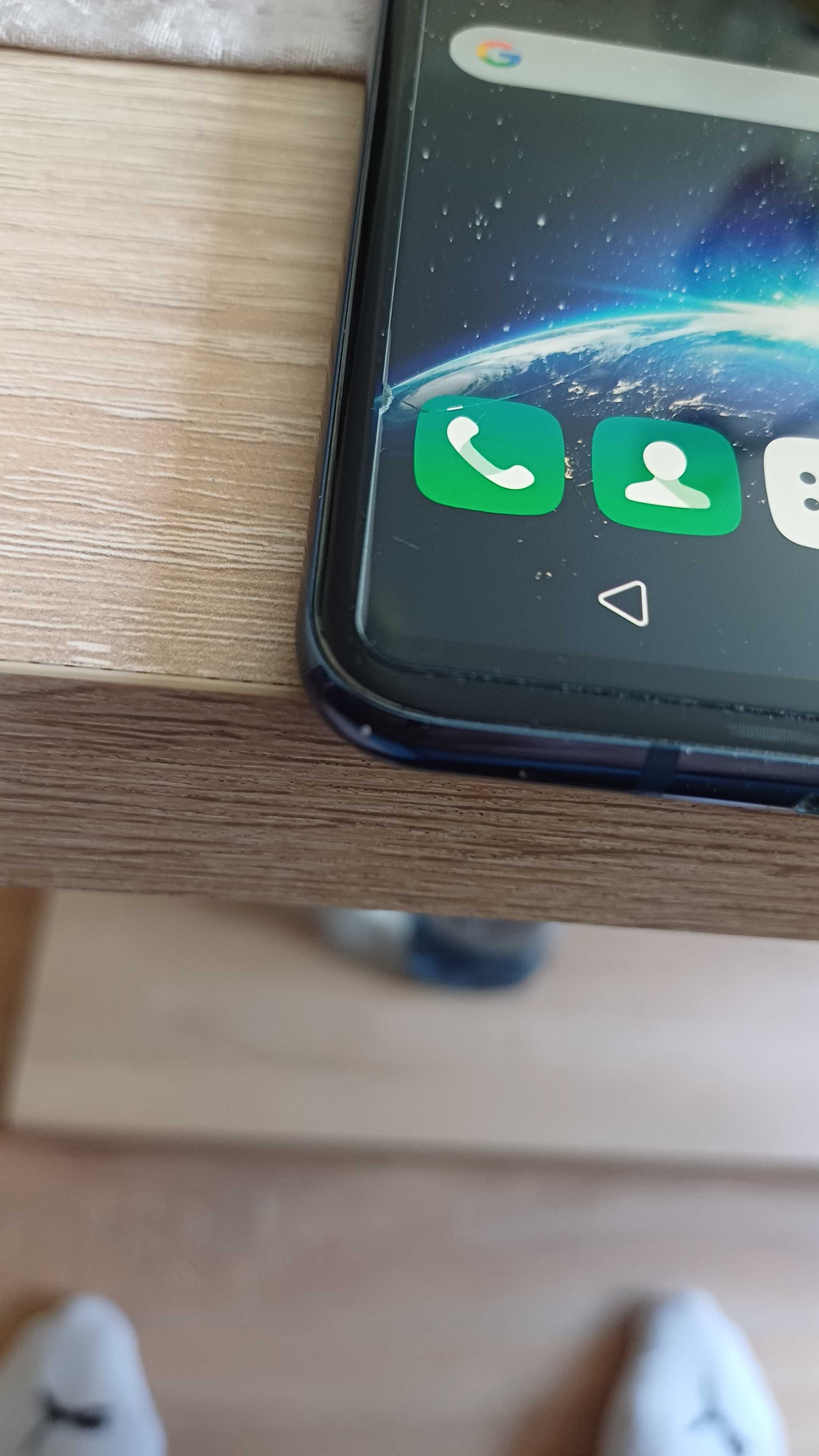 Sprzedam smartfon lg v30