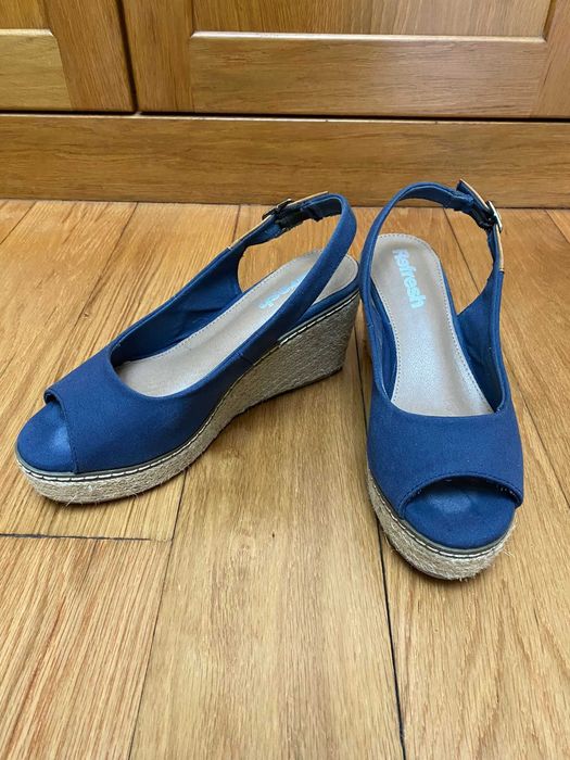 Sandálias plataforma, Refresh, tamanho 40