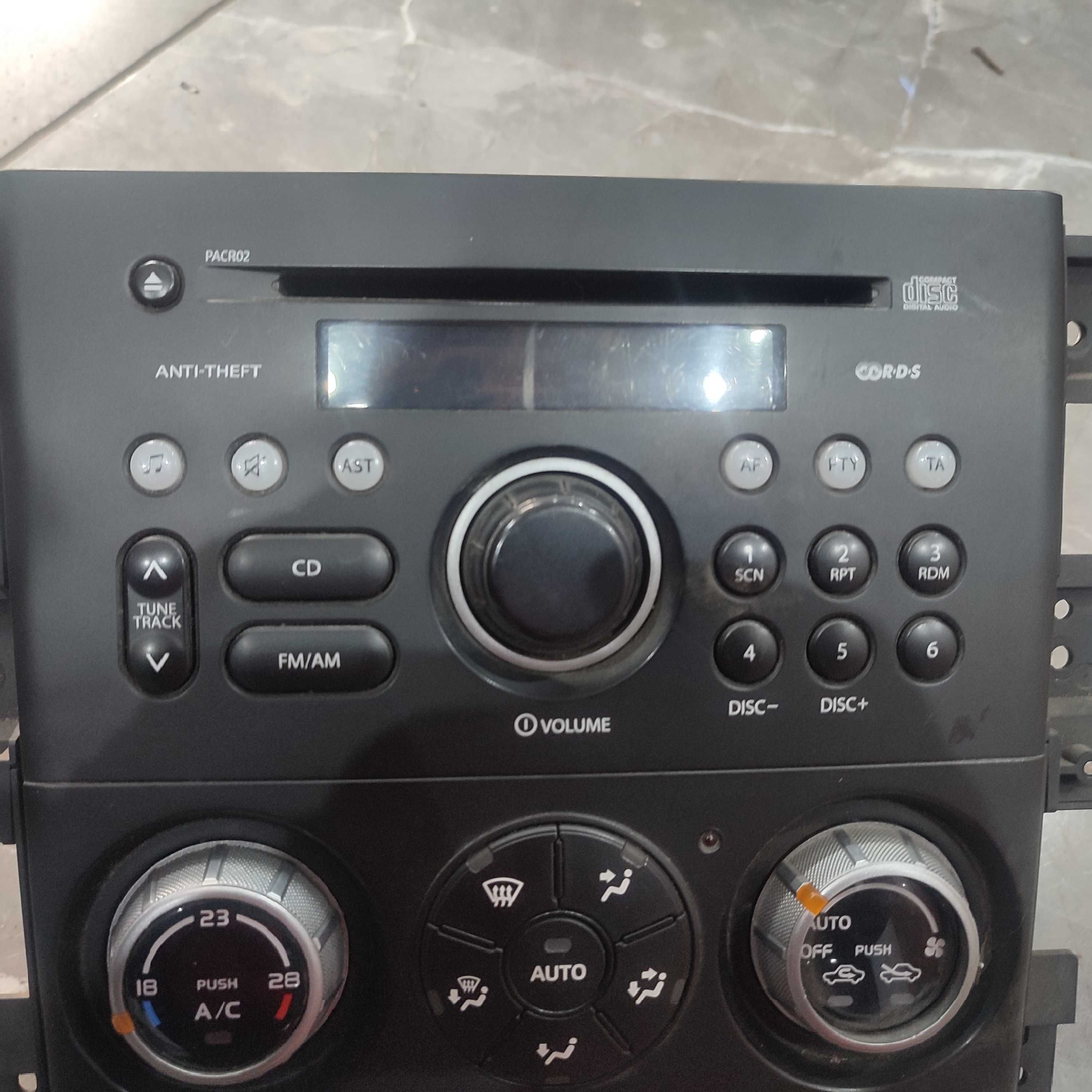 Panel nawiewu klimatyzacji radio Suzuki Grand Vitara II