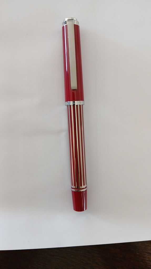 Caneta de tinta permanente como nova - Oferta de portes de envio