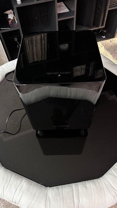 Сабвуфер Harman Kardon HKTS 200 SUB