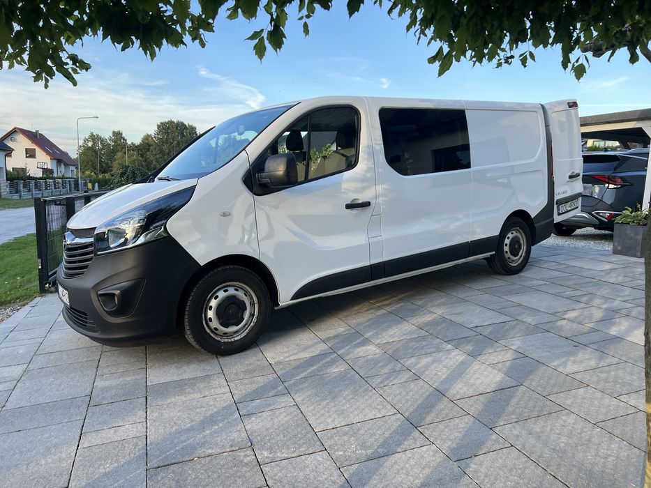 Opel Vivaro 6 osobowy Doka/holenderka/brygadowka