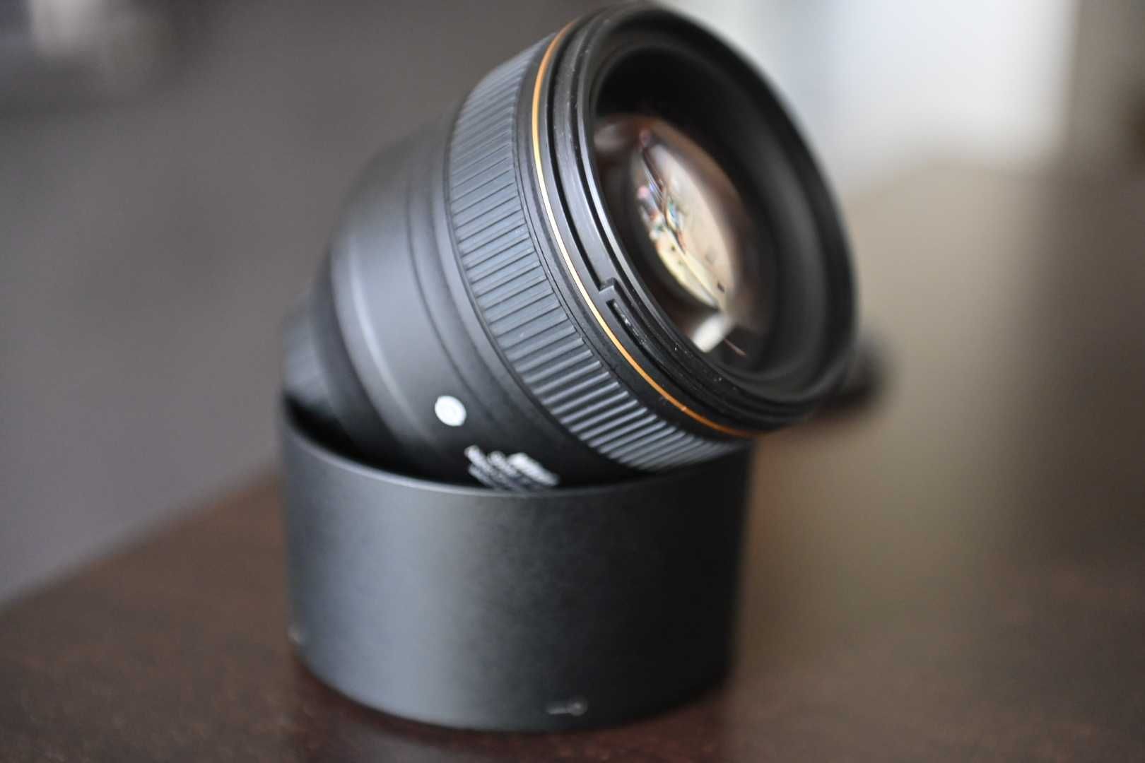 Nikkor 85 mm f/1.4