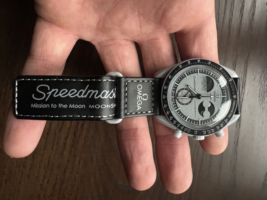 Swatch x Omega Bioceramic MoonSwatch Collection Mission to the earth