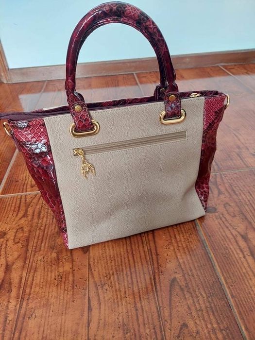 Mala de mao Cavalinho