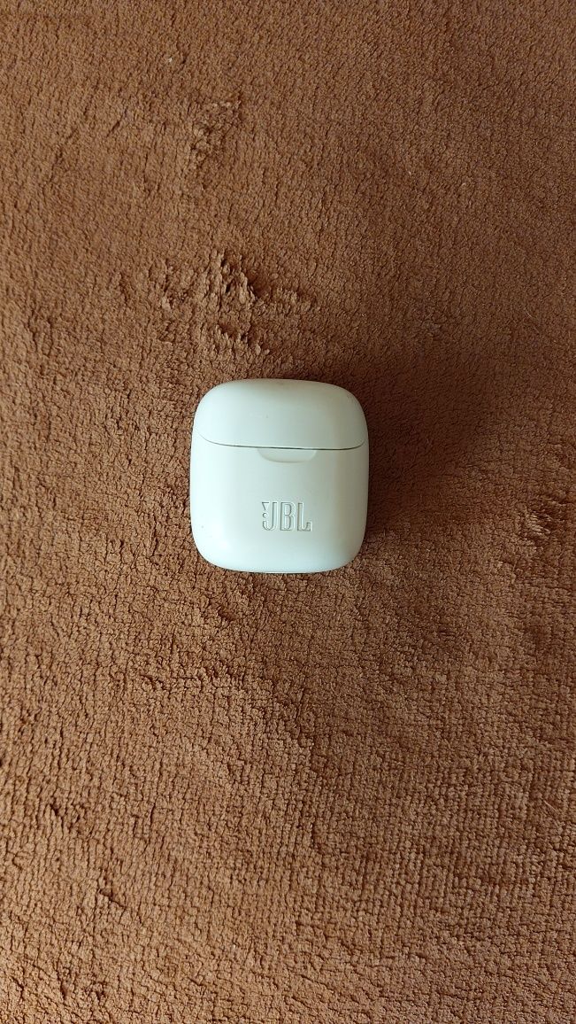 Słuchawki bezprzewodowe JBL 220