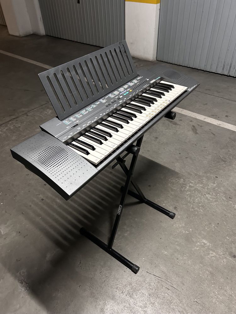 Teclado Yamaha PSR -100