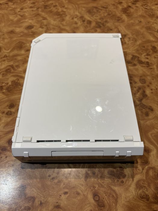 Nintendo Wii. Sensor bar. Зарядка для контролерів