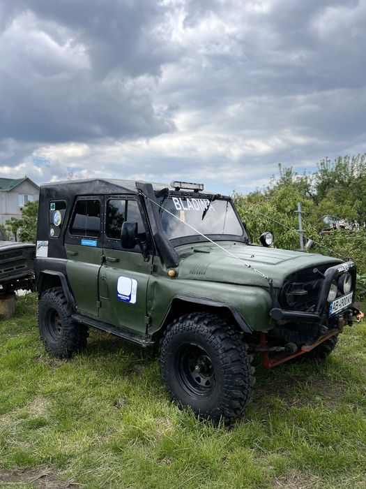 УАЗ 469 у повному бойовому