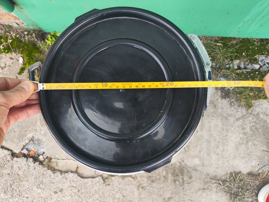 Бочка з пластику