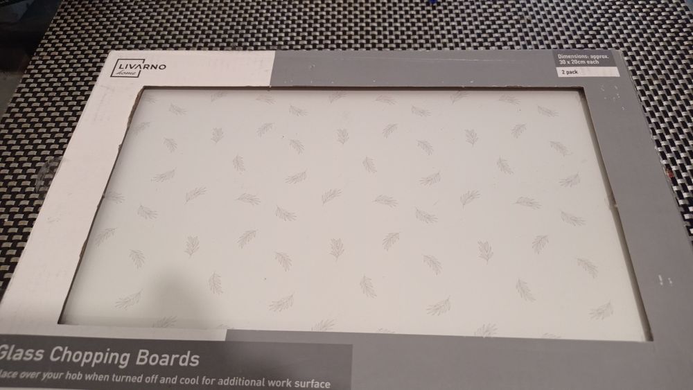 Szklane deski do krojenia LIVARNO