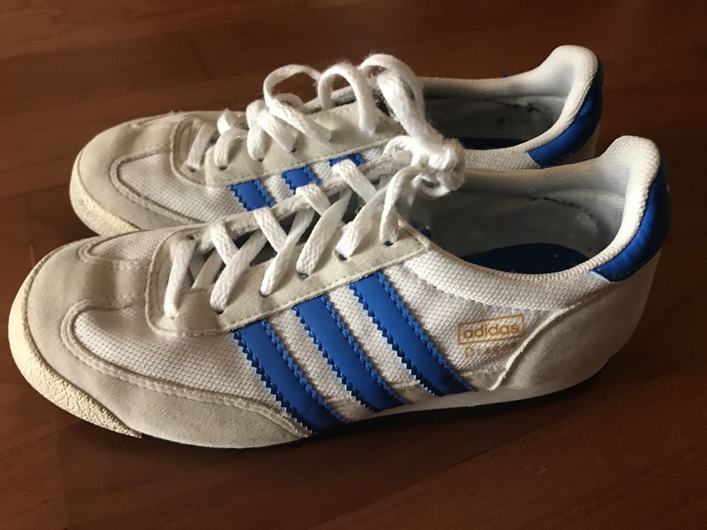 Tenis adidas tamanho 32