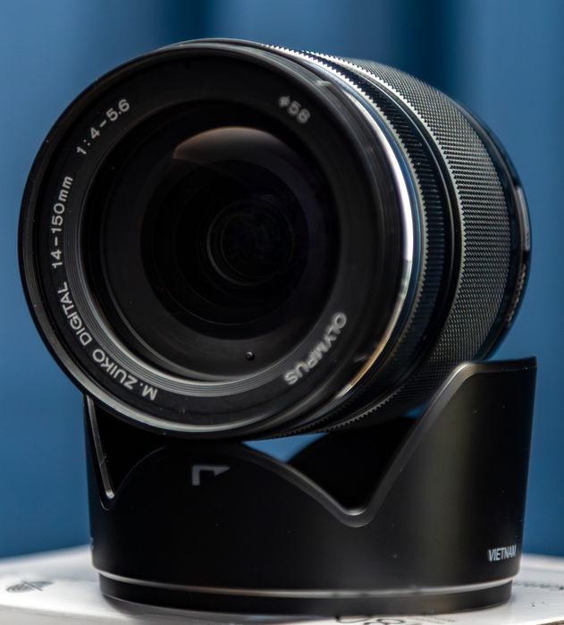 Olympus OMD em-10 mkIIIs+Zuiko 14-150