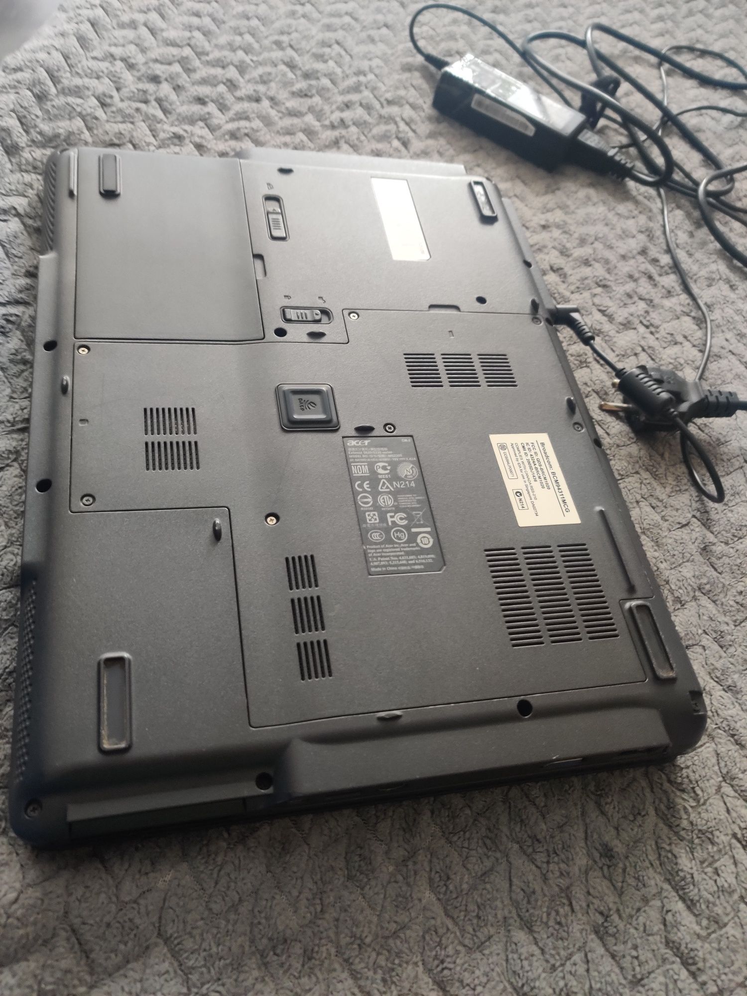 Laptop firmy ACER Extensa 5220