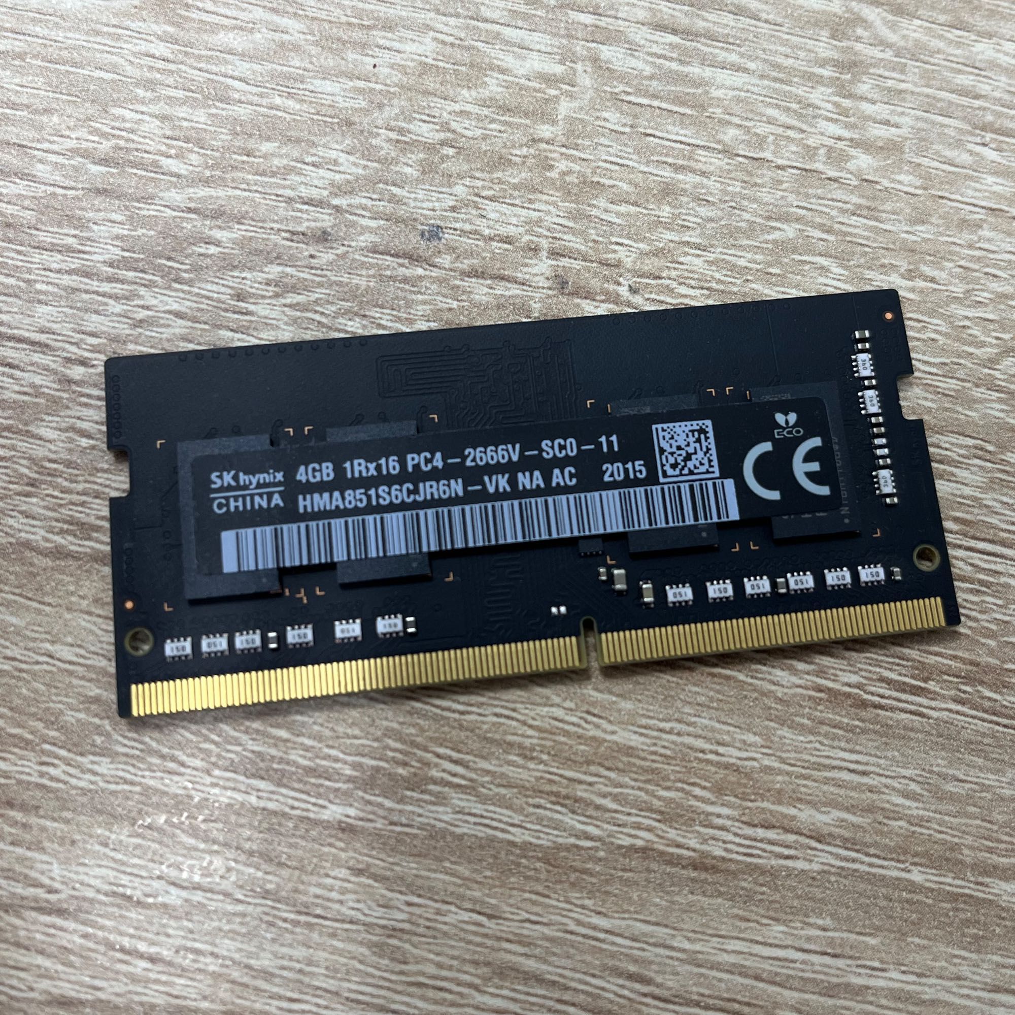 Pamięć RAM Hynix 8GB 2x4GB SODIMM do Apple - HMA851S6CJR6N