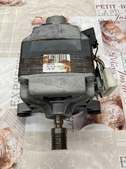 Двигун пральної машини 470W