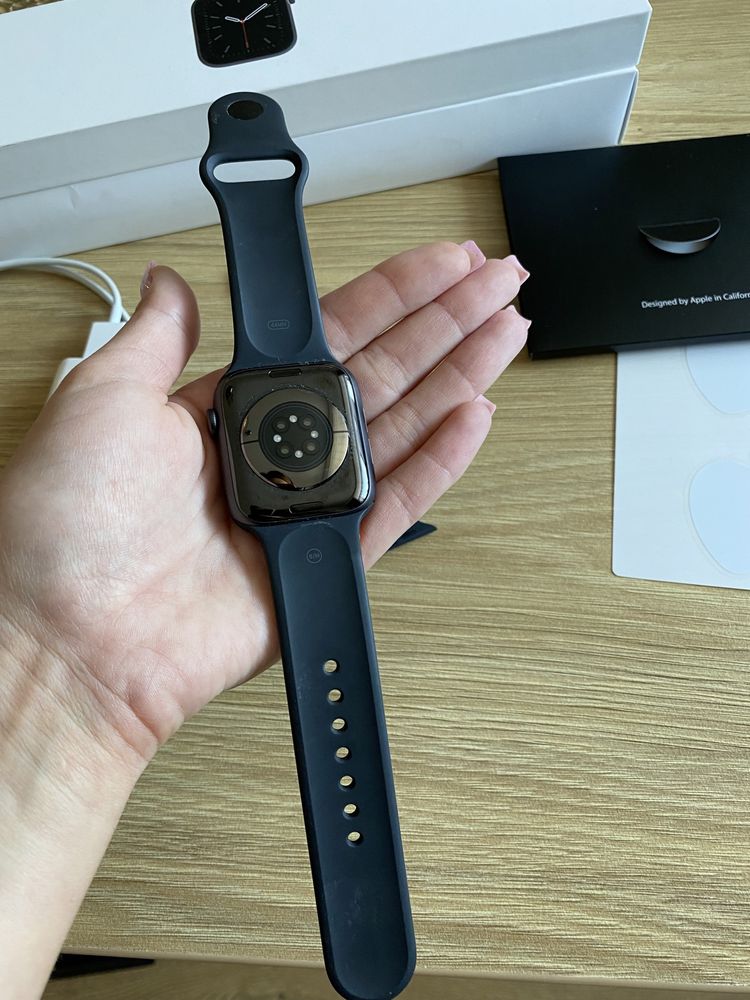 Apple Watch z serii 6 44m Sp Gray Alu Black GPS