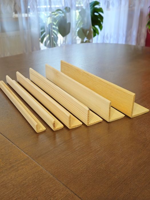 Kątownik drewniany Sosnowy Ćwierćwałek Narożnik Listwa przypodłogowa