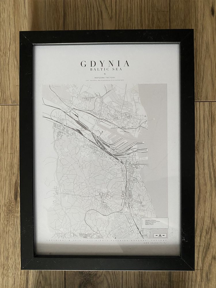 Grafiki, obrazy, mapy, mapzorki factory, tryptyk w ramach