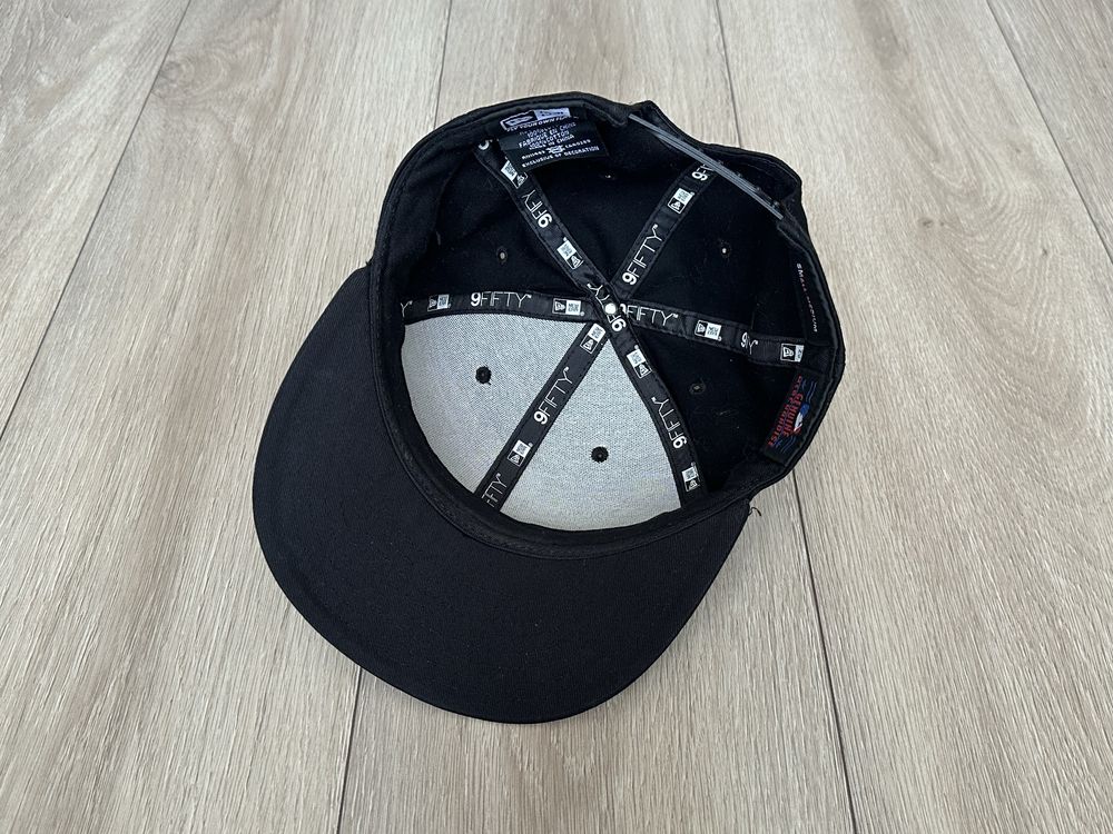 Кепка снепбек New era Sox