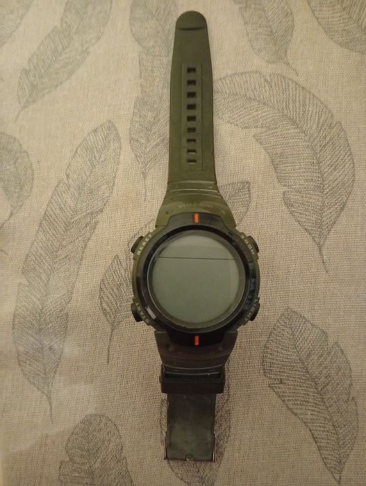 Продам смарт та цифровий годинник